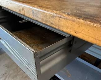 Heavy Duty Workbench