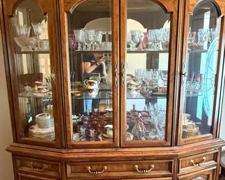 Bernhardt Flair Division China Cabinet