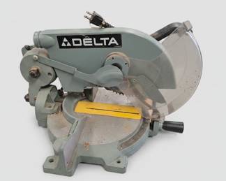 Delta 10" Compound Miter Saw Model 36-220 Type III