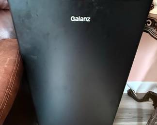 Galanz Mini Fridge
