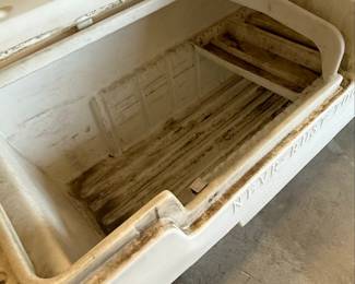 Snyder Industries NEVR-RUST™ TOOL-TAINER II-L® Plastic Truck Tool Box