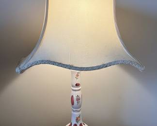 Victorian Style Hand-Painted Porcelain Table Lamp