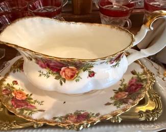 Royal Albert Old Country Roses Bone China Tea Set
