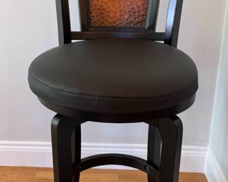 Swivel counter stools (5 available)