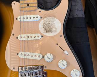 Squire Stratocaster by Fender , Sunburst
