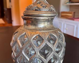 Decorative vase