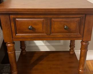 1 drawer nightstand with lower shelf