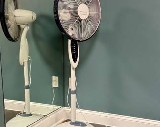 Bionaire floor/ standing fan BSF1731RC