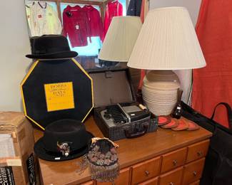 Dobbs Hats, Table Lamp