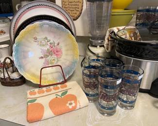 Plates, Plate Stand, Drinkware