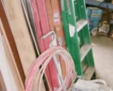 LADDERS AIRLESS SPRAYER