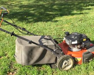 Husqvarna HU700H Mower