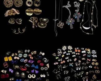 Vintage Earrings  AVON