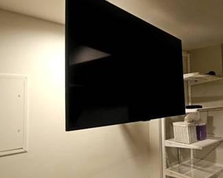 Samsung 43 Inch-Thin Flat Screen TV
