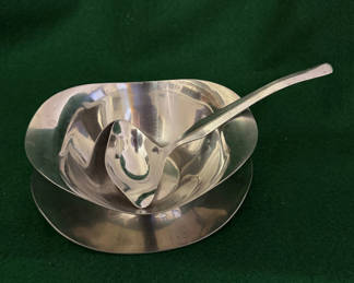 Lot 9: MCM SS Gravy Boat
