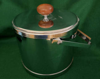 Lot 12: Vintage MCN Ice Bucket
