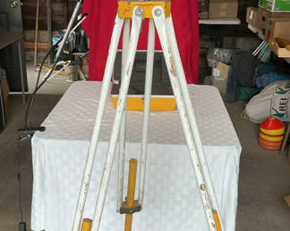 Lot 33: Craftsman Level and Transit-Level with Tripod and Case