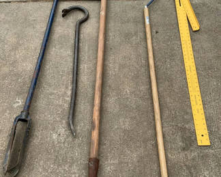 Lot 34: Specific Long Handled Tools