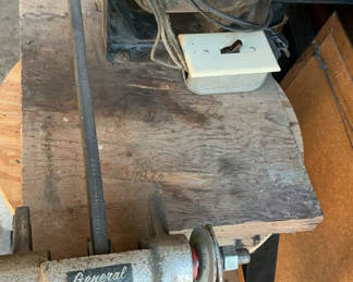 Lot 78: Vintage Bendix washer motor and belt-driven pulley system