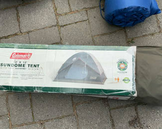Lot 45: Coleman Sundome Tent with blue sleeping bag