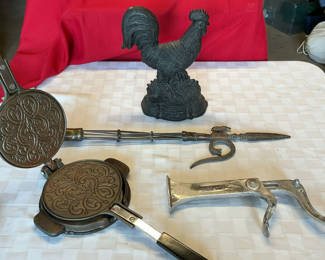 Lot 3: Cast Iron, Metal Vintage Unique Collection