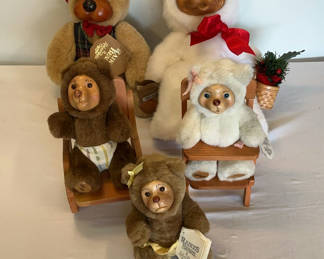 Lot 65: Raikes Bears