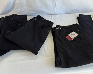 Lot 44: Women’s Casual Pants.