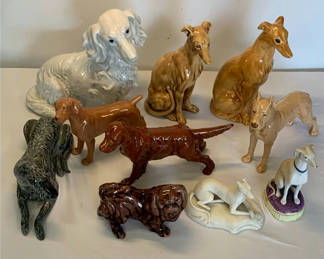 Lot 15: Pack Of Vintage Ceramic Dogs