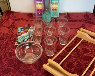 Lot 73: Glassware And Blenders