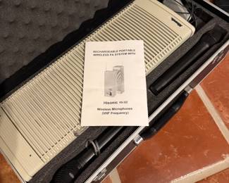 •	Hisonic Wireless Microphone portable PA system 