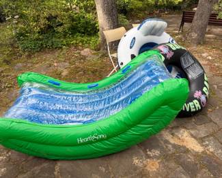 Pool floats