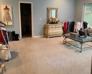 The ladies clothing room