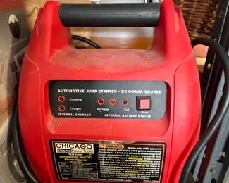 garage tools / battery starter
