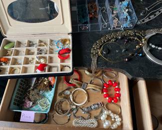 vintage costume jewelry