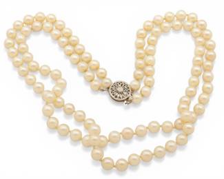 Lot 47 Two-Strand Pearl and 14k White Gold Clasp Necklace L 16"
