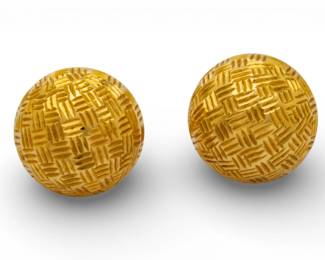 Lot 73 Italian Woven Finish 18k Yellow Gold Dome Earrings 3 g 1 PAIR
