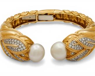 Lot 38 18k Yellow Gold, Pearl, and Natural Diamond Bracelet W 2.25" 85 g
