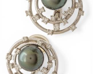 Lot 36 18k White Gold, Pearl, and Natural Diamond Earrings H 0.75" 13 g 1 PAIR