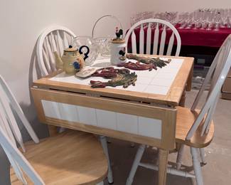 Drop down kitchen table tile top