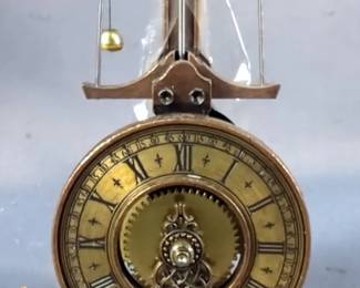 Miniature Guild Clock And Moving Gear Table Clock 