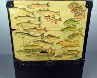 intage Cantilever Fishing Tackle Box Including Lazy Ike And Helin Flatfish Lures, Fred Arbogast Jitterbug Lures And More, Contents Of Tackle Box, 20.5" x 16.5" x 9" 
