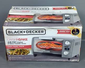 Black+Decker Crisp'n Bake Air Fry Digital 4-Slice Toaster Oven 