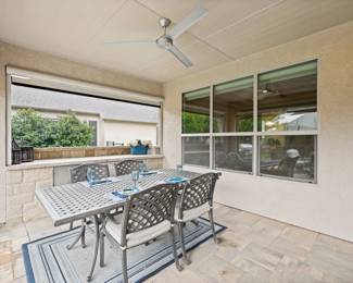 Heavy weighted outdoor dining set, rug