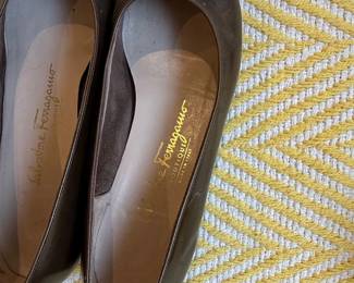 Salvatore Ferragamo Vara Bow Ballet Flats second image