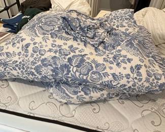 Lauren Ralph Lauren Floral Print Comforter