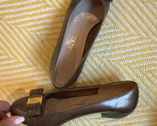 Salvatore Ferragamo Vara Bow Ballet Flats third image