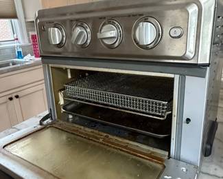 Cuisinart TOA Air Fryer Toaster Oven second image
