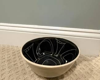 HandPainted Ceramic Bowl with Abstract Design and Bird Motif fourth image