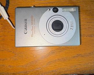 Canon PowerShot SD Digital ELPH Camera