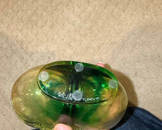 Art Glass Double Handled Bowl with Squirrels, possibly Blenko third image